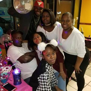 Meet your Posher, Nickey